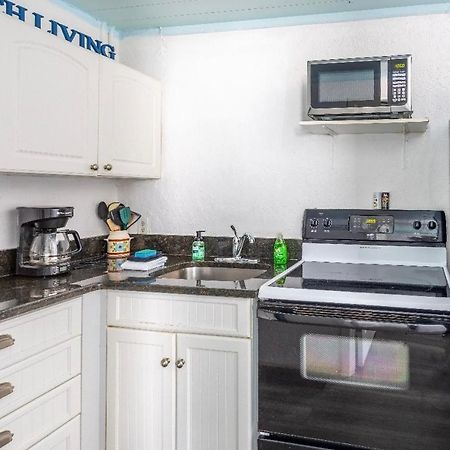 Bungalow 1 Minute From The Beach Suite #3 Englewood Εξωτερικό φωτογραφία