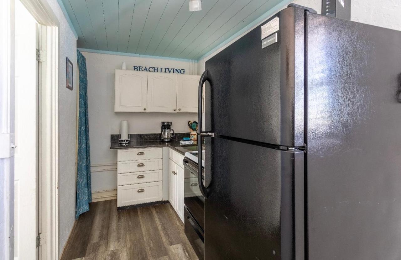 Bungalow 1 Minute From The Beach Suite #3 Englewood Εξωτερικό φωτογραφία